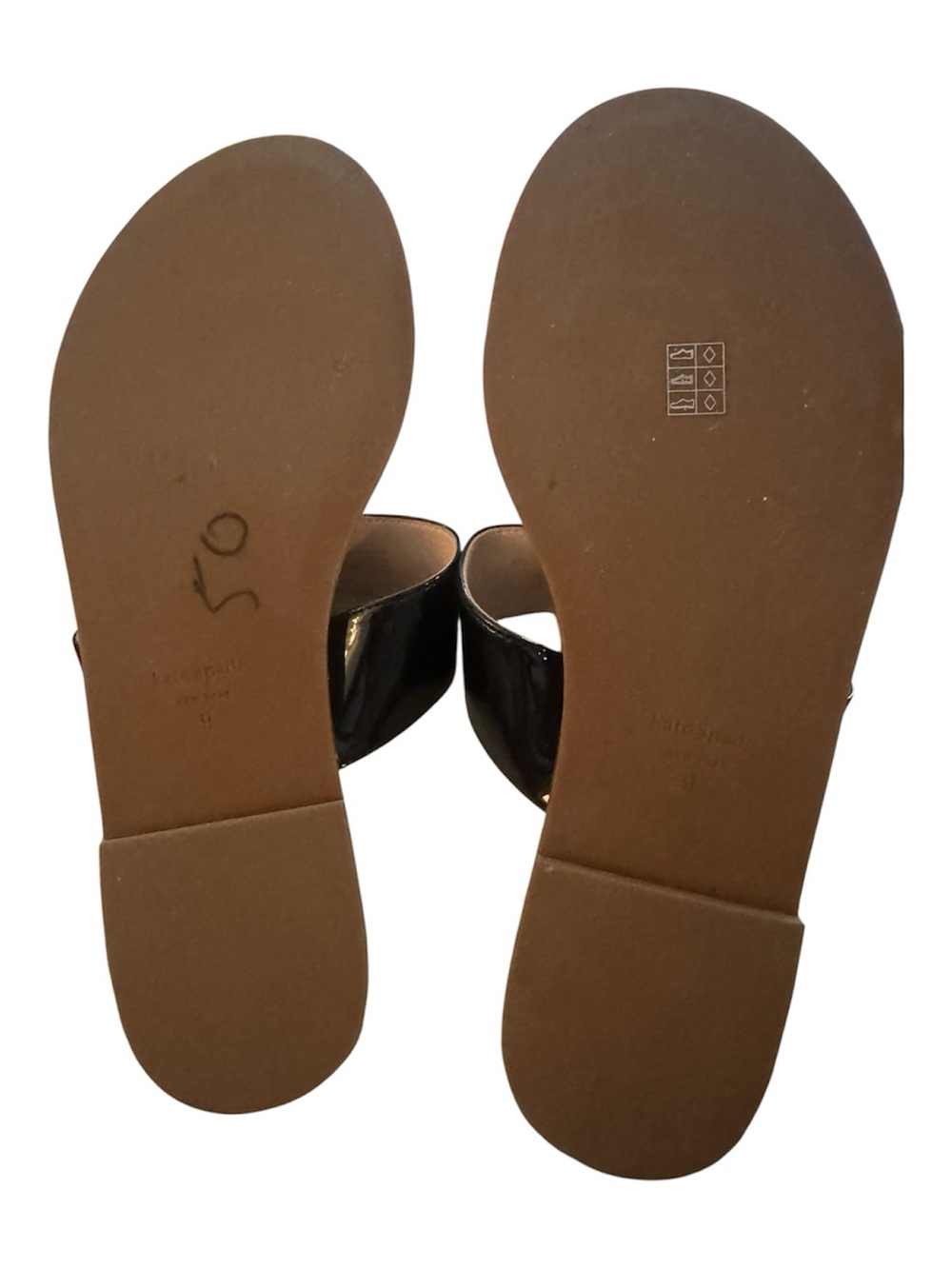 Kate Spade Cece Black Patent Thong Sandals Size 9 NWOT - Picture 3 of 4